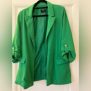 Tahari brand size medium green blazer. With faux gold buttons on sleeves.